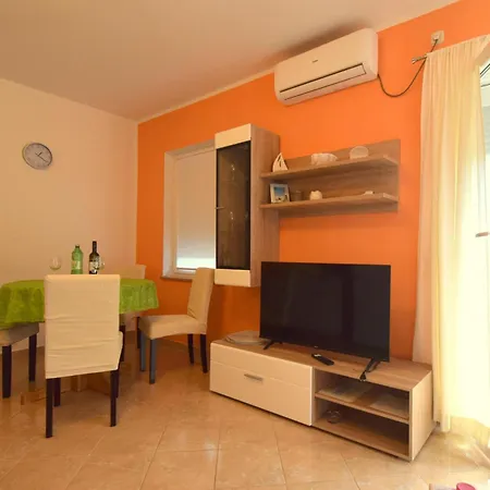 Apartments Cindric Malinska Extérieur photo